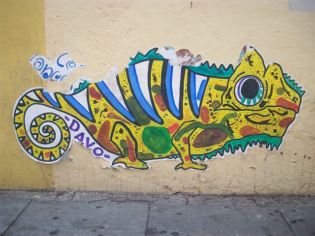 Colorful street art in Oaxaca